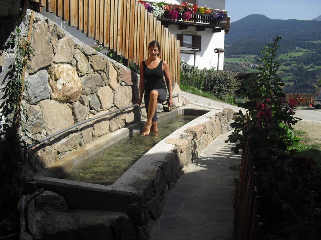 Huberhof Apartamento Villandro Exterior foto